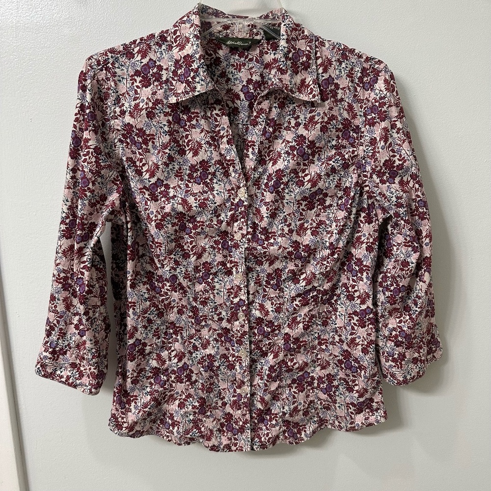 Eddie Bauer Floral Collared V Neck‎ Burgundy Pink Floral Cotton Button-Up M EUC